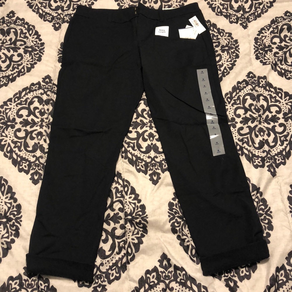 Old Navy Pixie Black Pants Size 8, Ankle Length